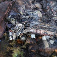 Ônibus despenca de ponte e mata 45 pessoas na África do Sul ( Ônibus cai de ponte e mata 45 pessoas na África do Sul; veja as imagens )